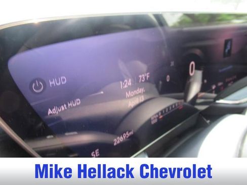 Used 2025 Buick Envision Preferred AWD/4WD image 9