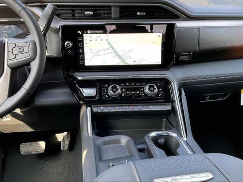 New 2026 GMC Sierra 2500 Denali w/ Technology Package image 7