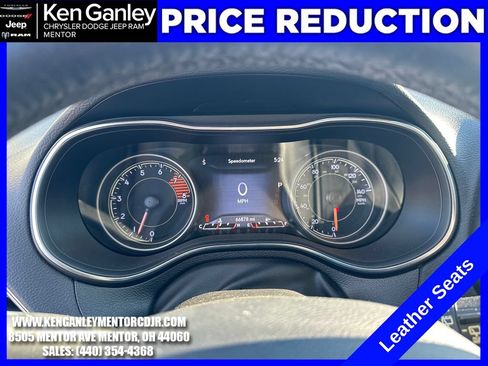 Used 2019 Jeep Cherokee Limited w/ Luxury Group AWD/4WD image 14