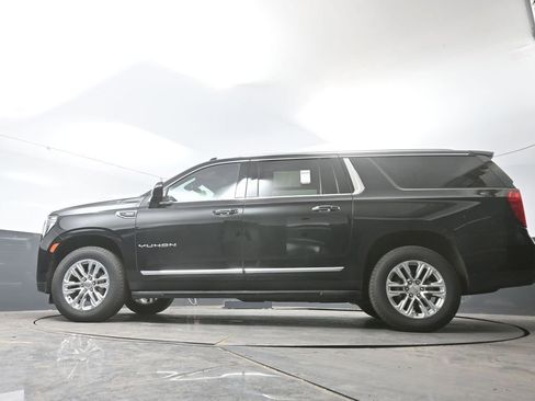 Used 2024 GMC Yukon XL SLT image 60