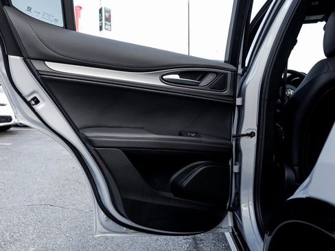 New 2025 Alfa Romeo Stelvio Sprint image 31