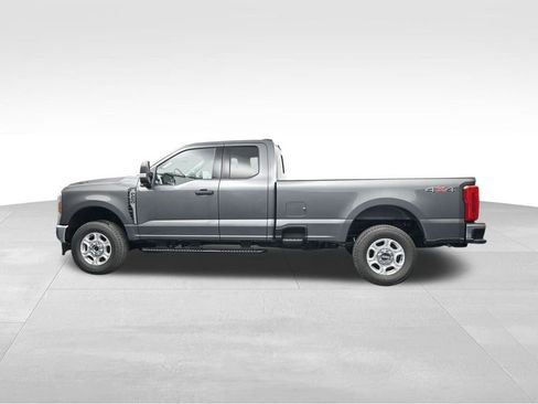 New 2026 Ford F250 XLT image 5