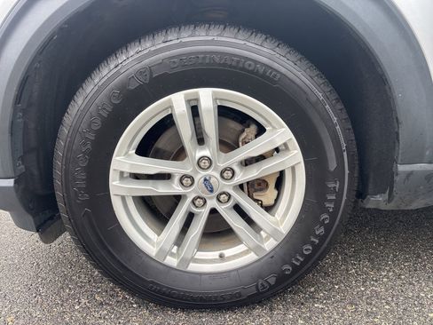 Used 2021 Ford Explorer XLT w/ Equipment Group 202A image 49