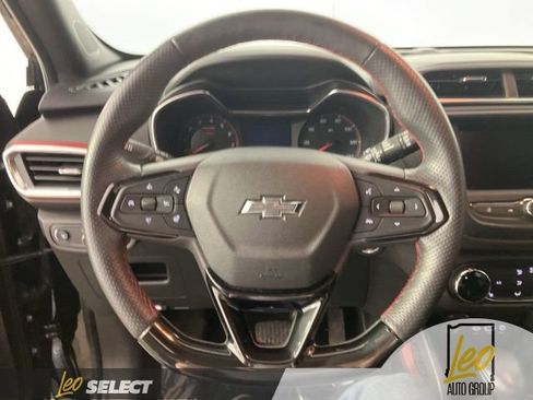 Used 2022 Chevrolet TrailBlazer RS FWD image 16