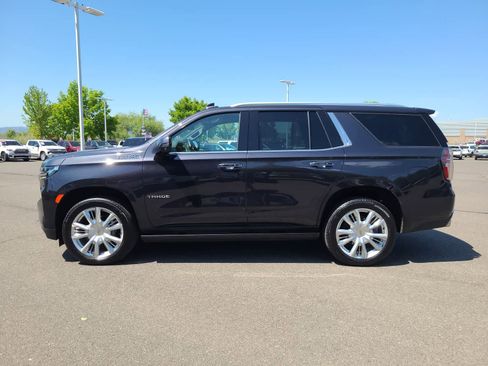 Used 2024 Chevrolet Tahoe High Country w/ Premium Package AWD/4WD image 11