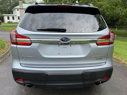 Used 2022 Subaru Ascent Limited w/ Technology Package AWD/4WD image 8