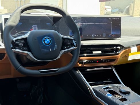 New 2026 BMW i4 eDrive40 w/ Premium Package RWD image 32