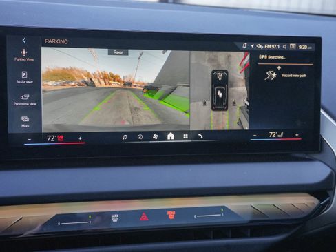 Certified 2025 BMW X3 xDrive30i w/ Premium Package image 22