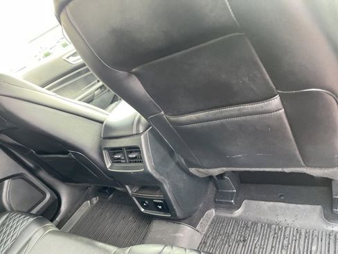 Used 2024 Ford Edge Titanium w/ Class II Trailer Tow Package image 34