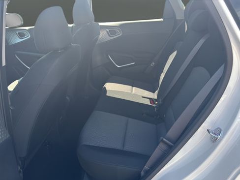 Certified 2025 Kia Soul S FWD image 24