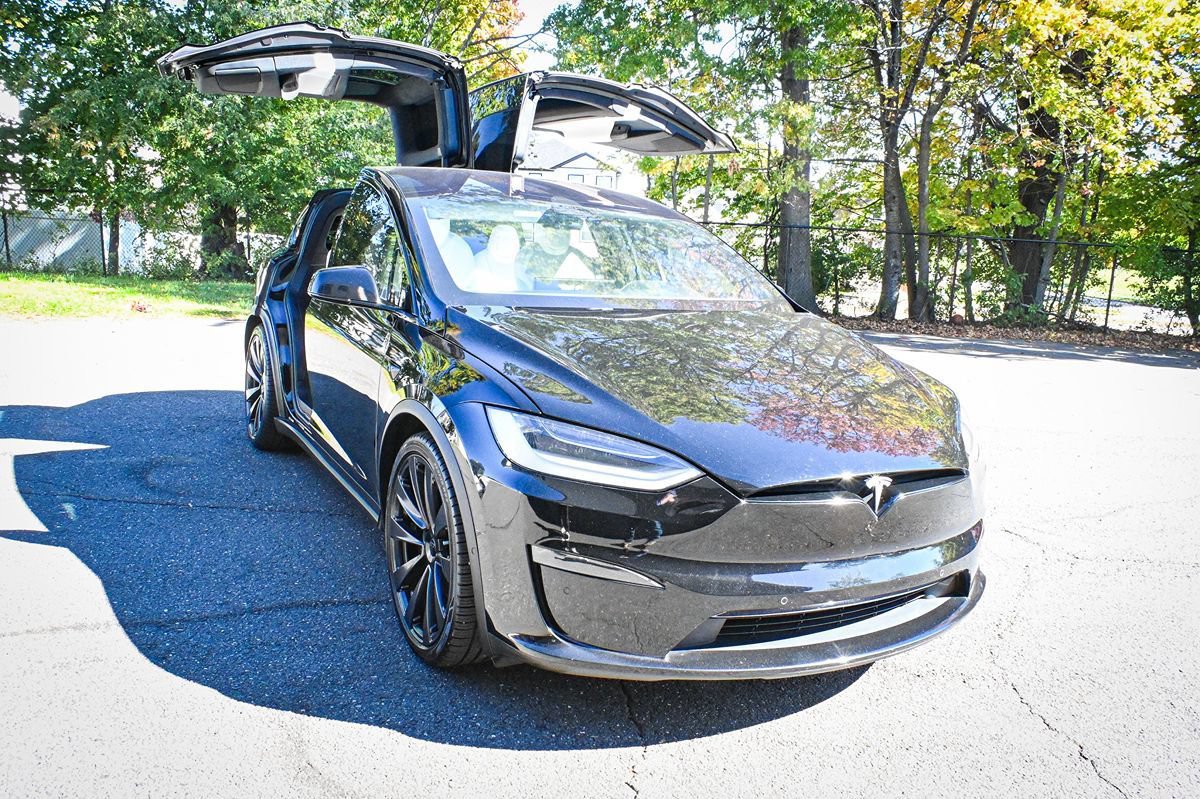 Used 2022 Tesla Model X AWD/4WD image 15