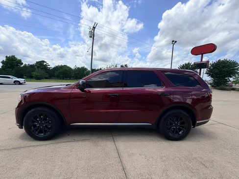 Used 2020 Dodge Durango SXT RWD image 2