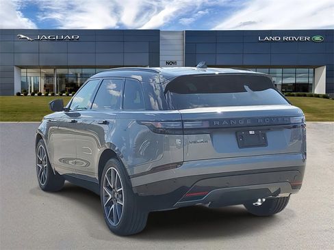 New 2026 Land Rover Range Rover Velar Dynamic SE image 2