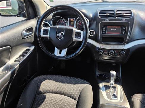Used 2018 Dodge Journey SXT w/ Connectivity Group AWD/4WD image 21
