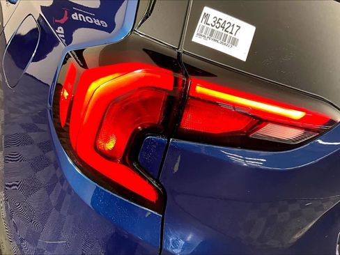 Used 2021 GMC Terrain SLT w/ LPO, Floor Liner Package image 27