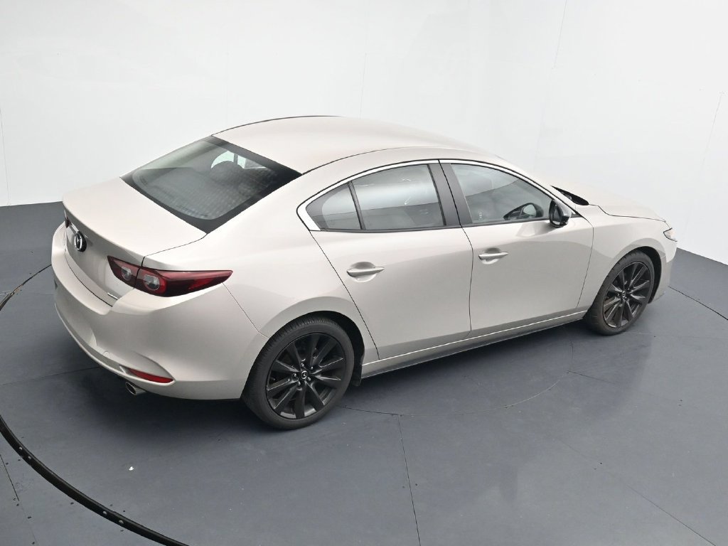 Used 2024 MAZDA MAZDA3 s FWD image 16