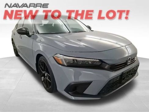 Used 2023 Honda Civic Sport image 1