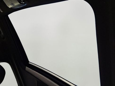 Used 2019 BMW 530i xDrive image 15