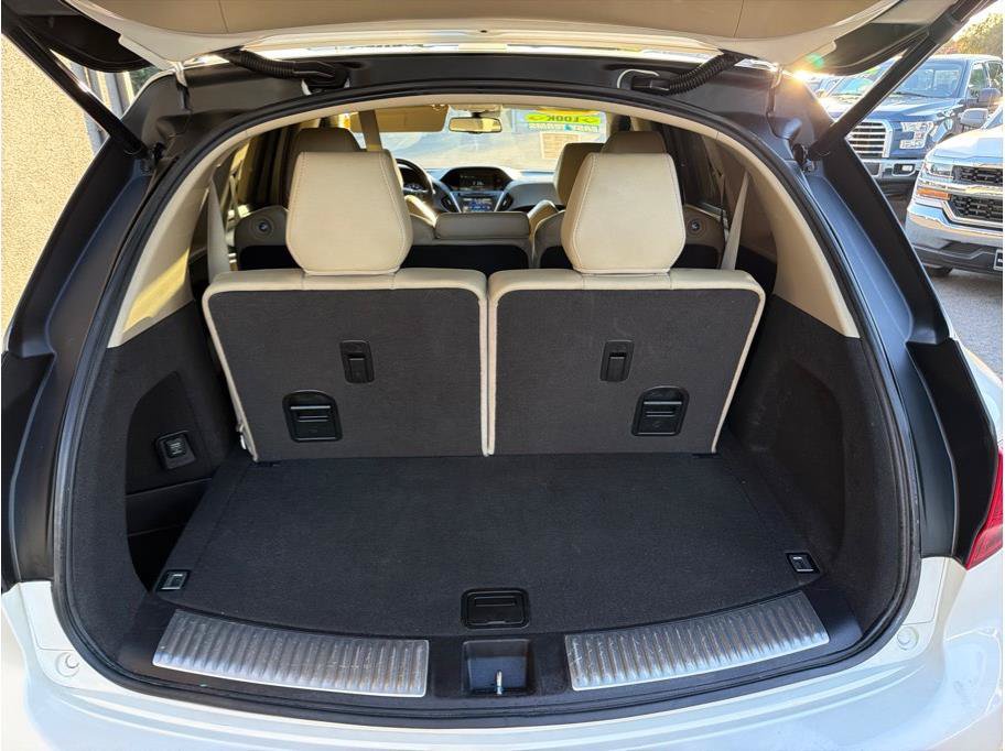 Used 2014 Acura MDX w/ Technology Package AWD/4WD image 22