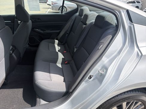 Used 2023 Nissan Altima 2.5 SV w/ SV Premium Package AWD/4WD image 33