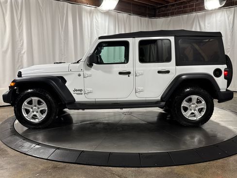 Used 2018 Jeep Wrangler Unlimited Sport S AWD/4WD image 8
