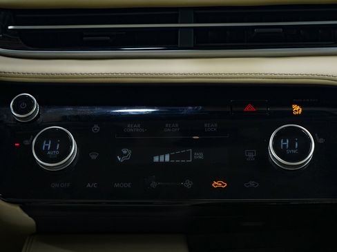 Used 2022 INFINITI QX60 Luxe image 16