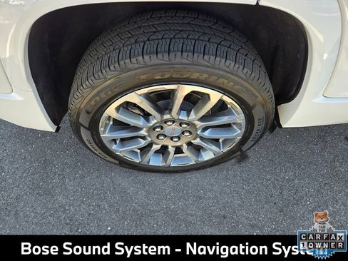 Used 2023 GMC Acadia Denali AWD/4WD image 11