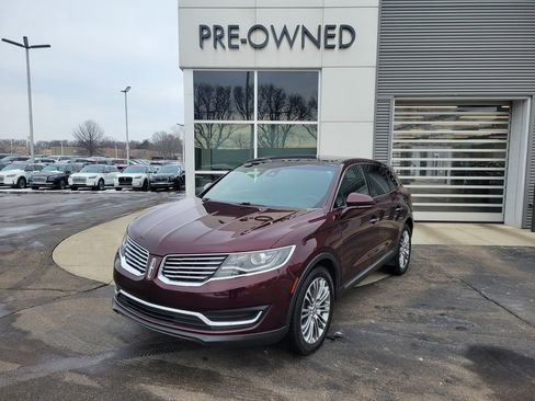 Used 2017 Lincoln MKX Reserve w/ Lincoln MKX Climate Package image 1