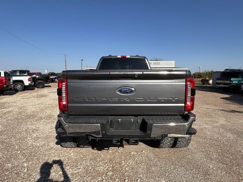 Used 2023 Ford F450 Lariat w/ Lariat Ultimate Package image 3