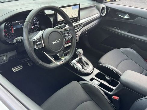 Used 2023 Kia Forte GT-Line w/ GT-Line Premium Package FWD image 21