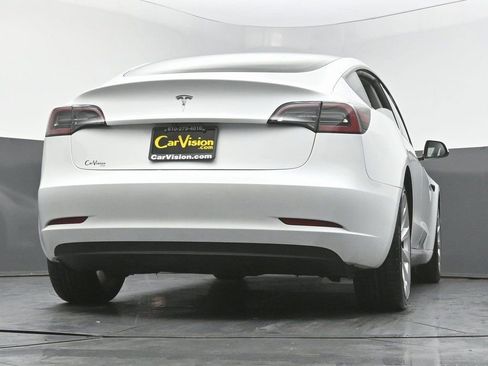 Used 2023 Tesla Model 3 Standard Range image 44
