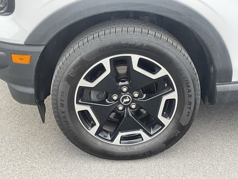 Used 2022 Ford Bronco Sport Outer Banks w/ Tech Package image 11