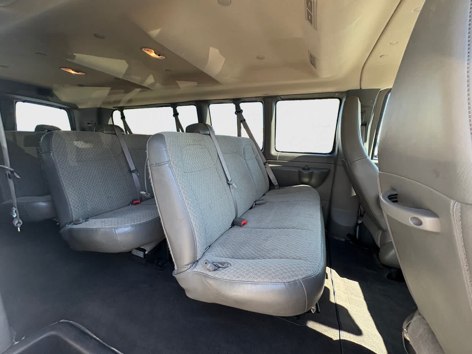 Used 2025 GMC Savana 3500 LT w/ LT Preferred Equipment Group RWD image 23