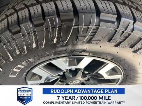 Used 2019 Toyota Tacoma TRD Off-Road image 30