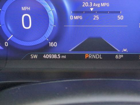 Used 2021 Ford Escape Titanium w/ Titanium Elite Package image 29