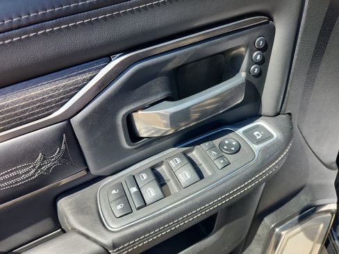 Used 2021 RAM 2500 Limited AWD/4WD image 12
