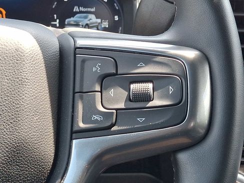 Used 2023 Chevrolet Silverado 1500 LT AWD/4WD image 21