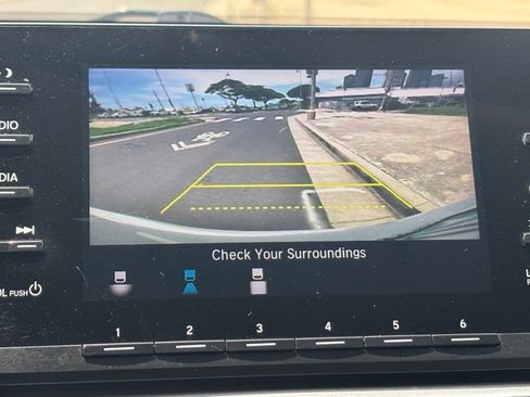 Used 2020 Honda Accord LX image 17