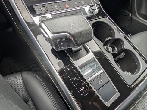 Used 2023 Audi Q7 3.0T Premium Plus w/ Premium Plus Package image 32