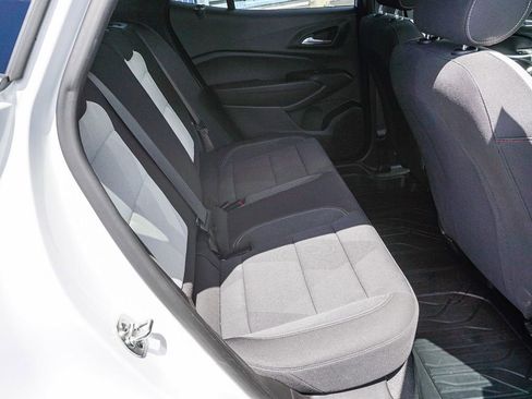Used 2026 Chevrolet Trax RS w/ Sunroof Package FWD image 13