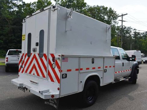 Used 2015 Ford F550 2WD Crew Cab Super Duty w/ Power Equipment Group image 4