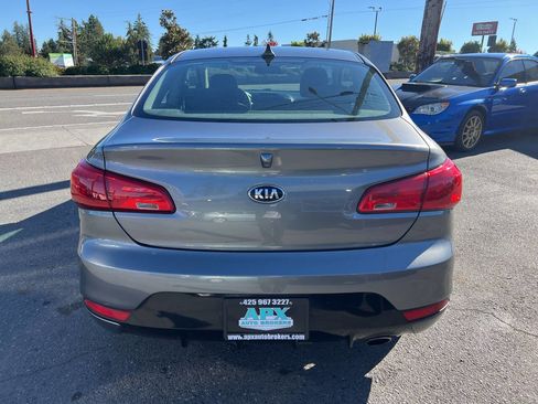 Used 2014 Kia Forte Koup EX image 5