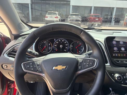 Used 2023 Chevrolet Malibu LT w/ Sport Edition FWD image 4