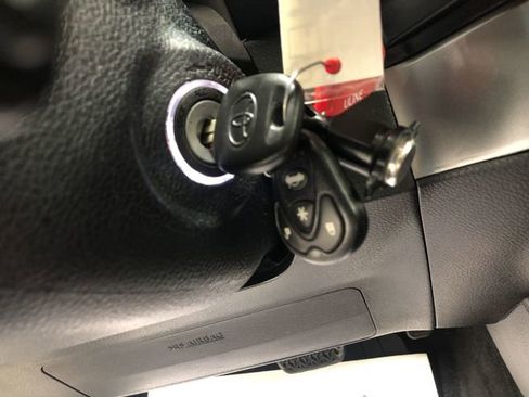 Used 2021 Toyota Tacoma SR RWD image 29