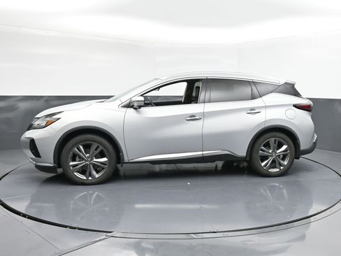 Used 2019 Nissan Murano Platinum image 5