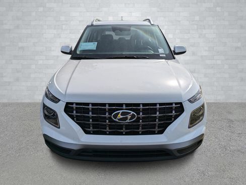 New 2026 Hyundai Venue SEL image 3