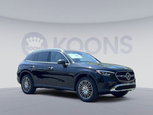 New 2026 Mercedes-Benz GLC 300 4MATIC image 2