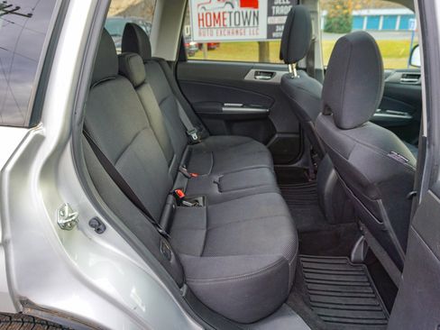 Used 2011 Subaru Forester 2.5X Premium w/ All-Weather Pkg image 21