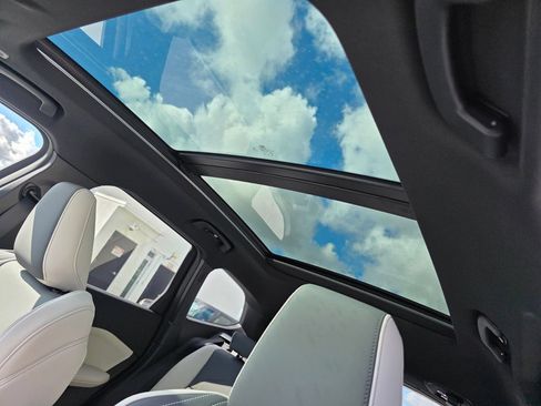 New 2026 BMW X1 xDrive28i w/ Technology Package AWD/4WD image 9