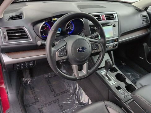 Used 2017 Subaru Outback 2.5i Limited image 10